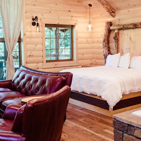 Cricket Hill Treehouse B By Amish Country Lodging 米勒斯堡 外观 照片