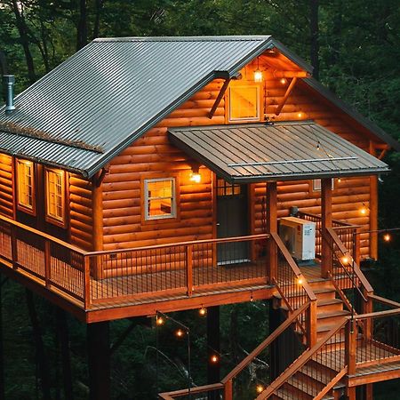Cricket Hill Treehouse B By Amish Country Lodging 米勒斯堡 外观 照片